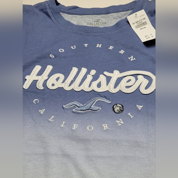 Hollister Graphic Tee - Picture 4 of 5
